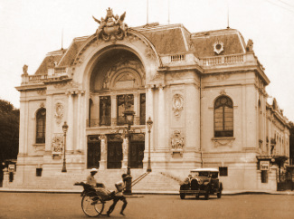 Saigon - Municipal Theatre 1930s.jpg