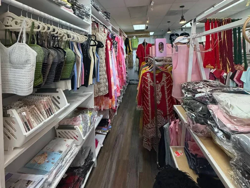 News - Koseli Market Opens - Interior