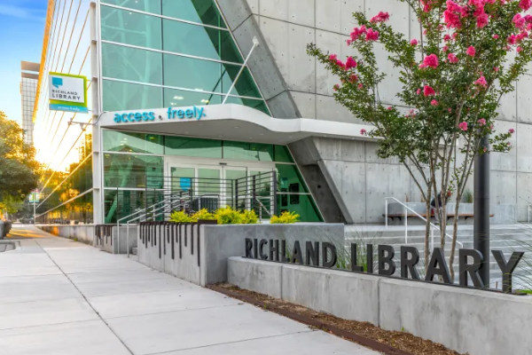 Thumb_-_Richland_Library.jpg